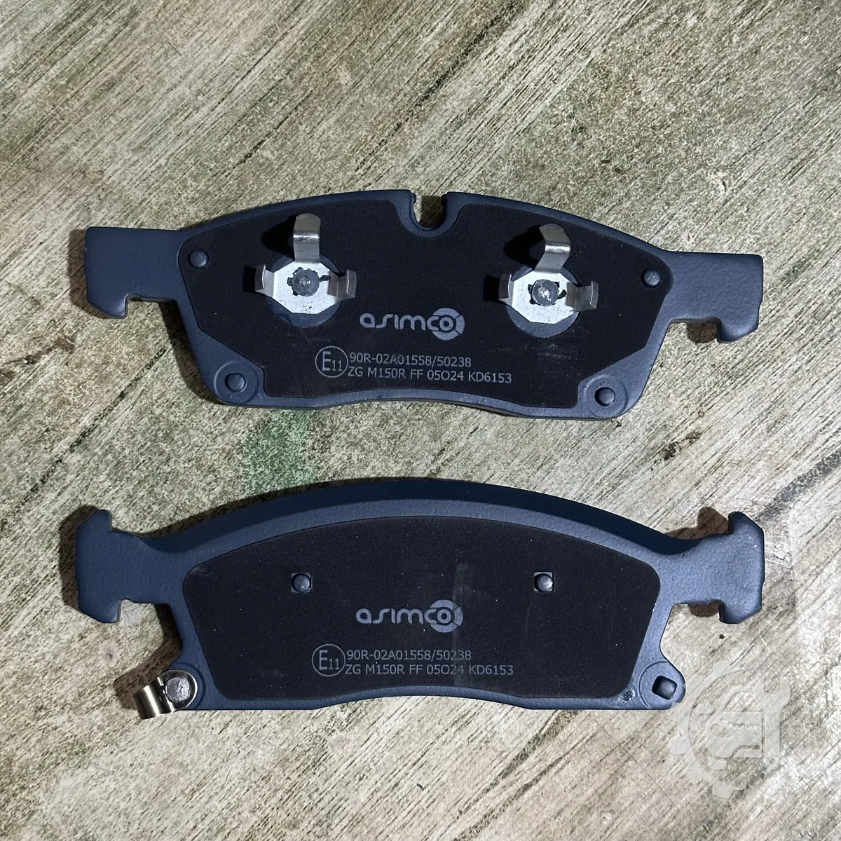 Front brake pads for Jeep Grand Cherokee — image 1