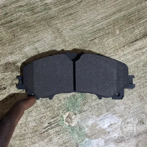 Front brake pads Nissan Xtrail T32 — image 1