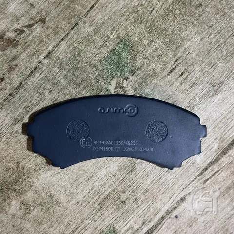 Front  brake Pads Pajero — image 1