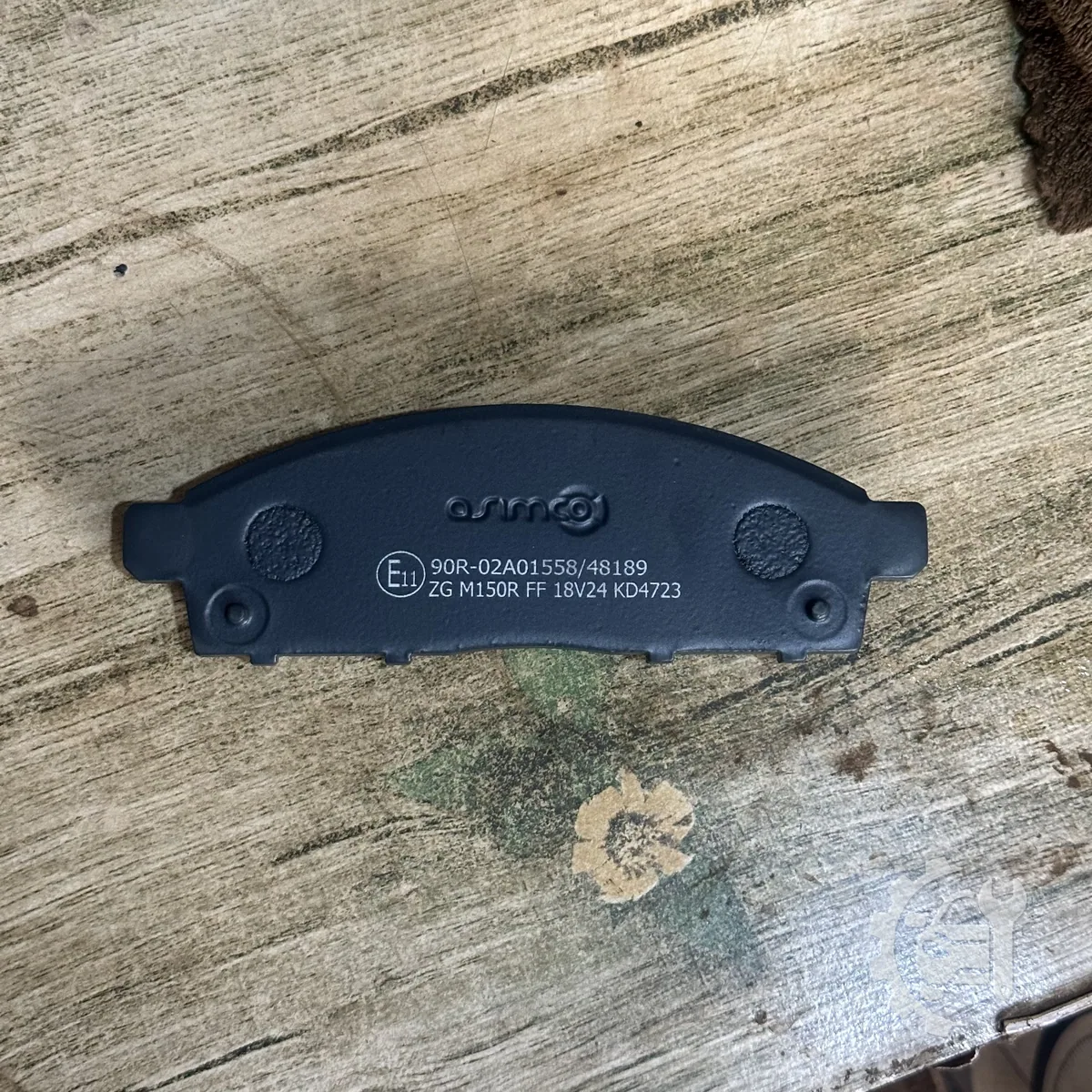 Front Brake Pads for Pajero Sport — image 1